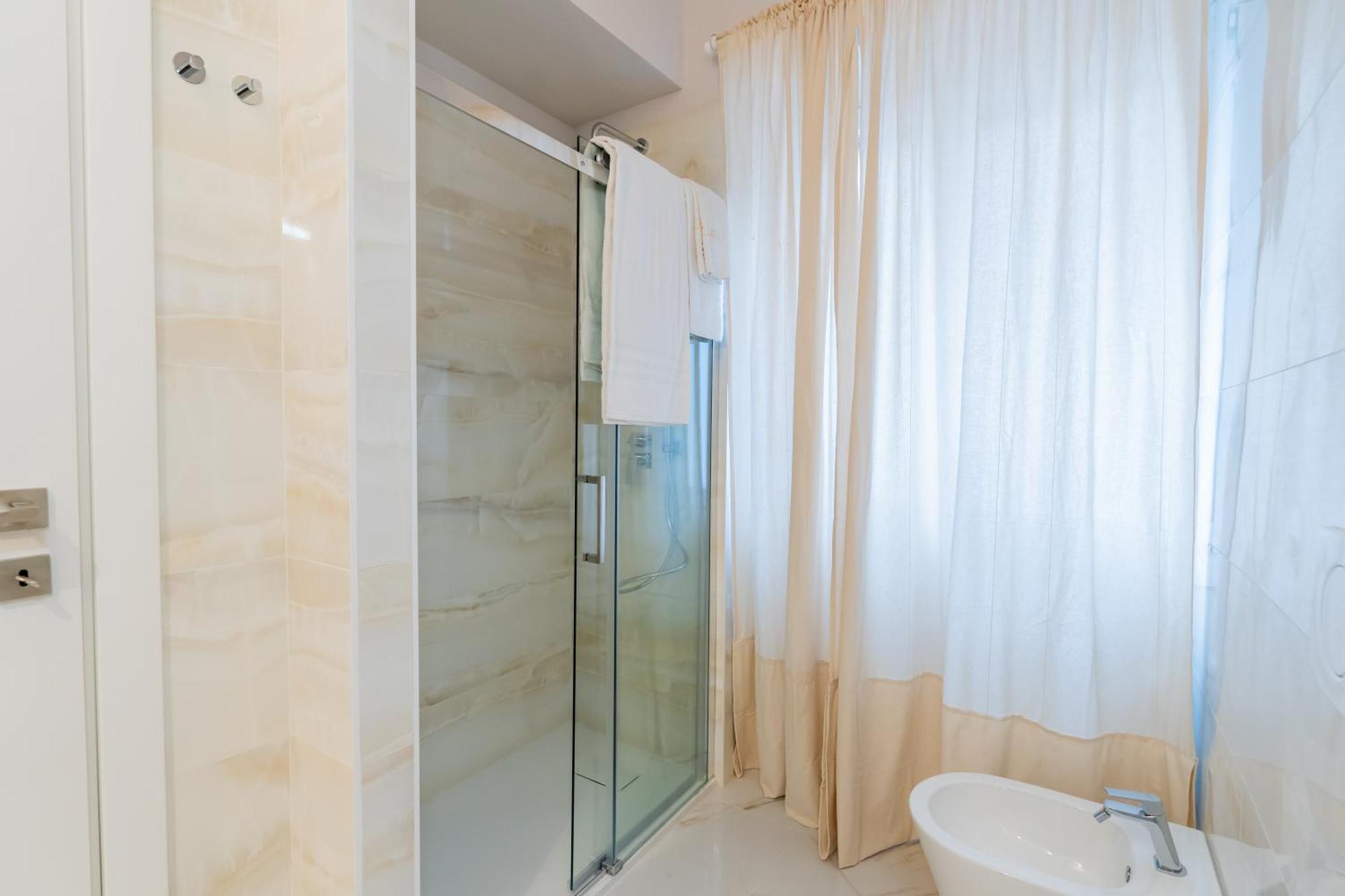 Palmanova Suites Milan Exterior photo