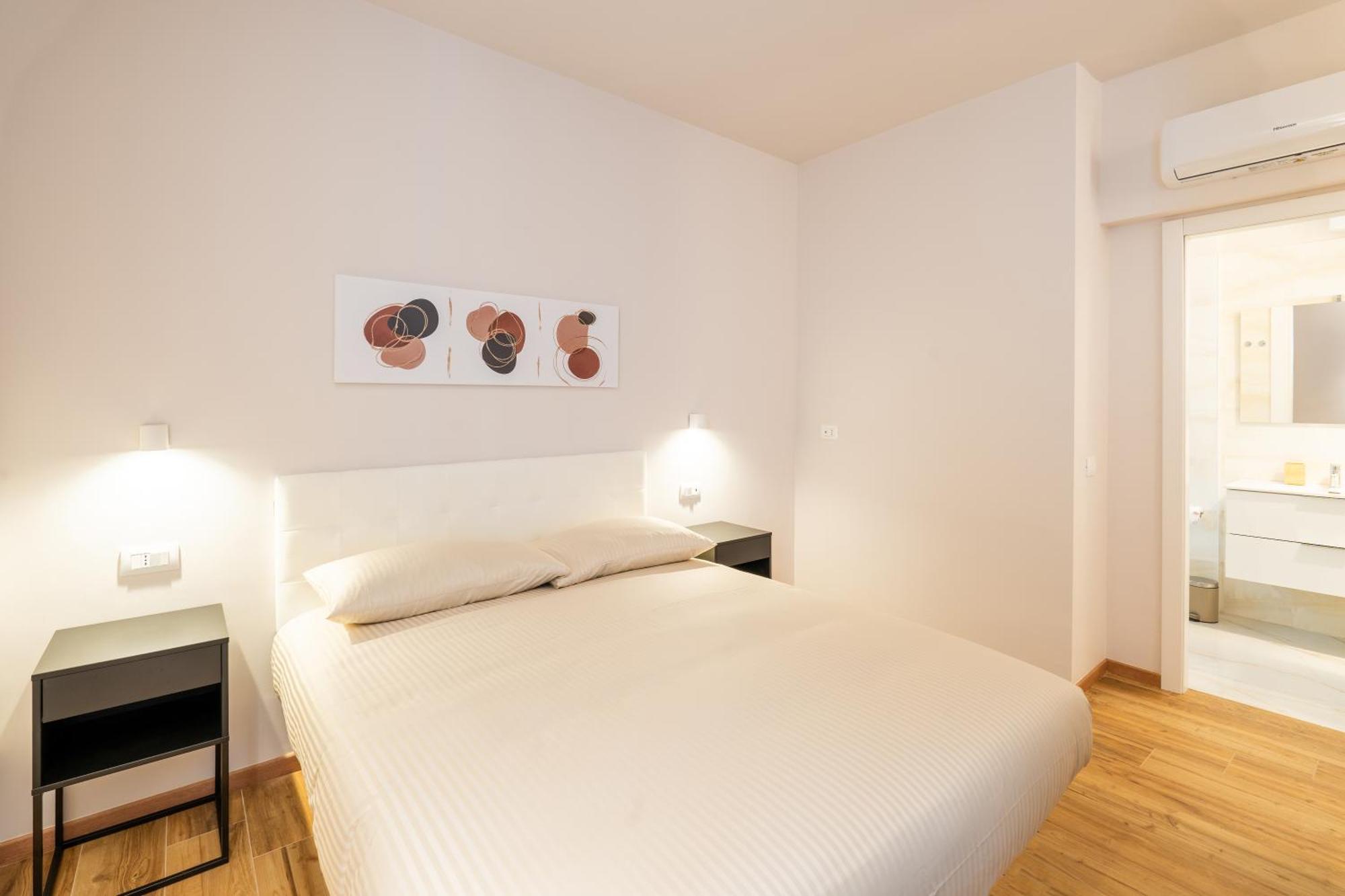 Palmanova Suites Milan Exterior photo